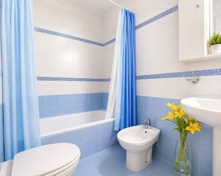 Piso en venta en Nueva Andalucía centro en Marbella