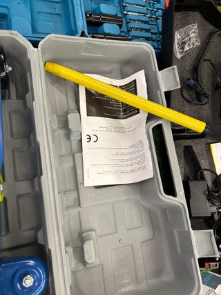 Avviatore di emergenza auto