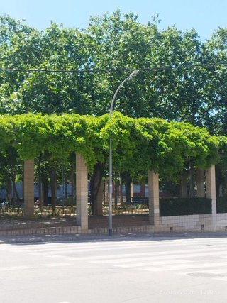 Casa adosada en venta en Les Arenes - La Grípia  Can Montllor en Terrassa