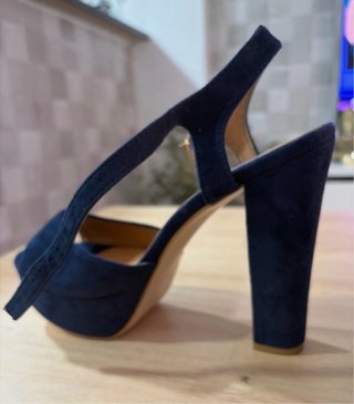 Zapatos de tacón azul