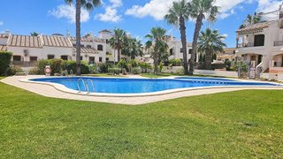 Chalet en venta en Campos de Golf - Villa Martin - Los Dolses en Orihuela
