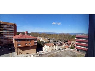 Piso en venta en L'Eixample en Figueres