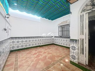 Chalet en venta en Lucena