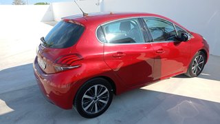 Peugeot 208 2017