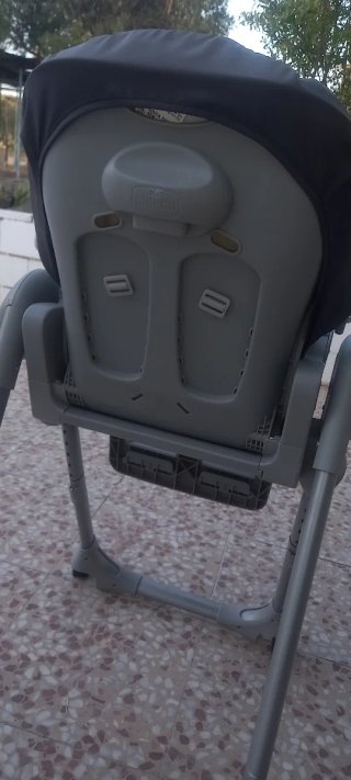 Trona Chicco con funda de pingüino