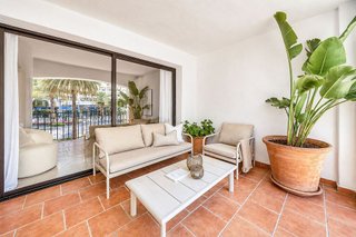 Piso en venta en Puerto Banús en Marbella