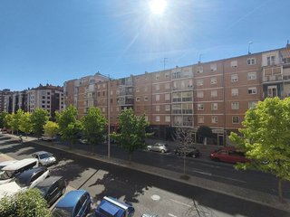 Piso en venta en Campo de la Juventud en Palencia