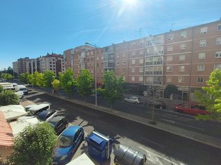 Piso en venta en Campo de la Juventud en Palencia