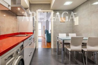 Piso en venta en El Antiguo en San Sebastián-Donostia