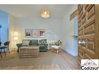 Piso en venta en Ayuntamiento - Catedral en Cádiz