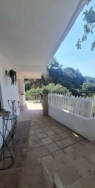 Piso en venta en Istán