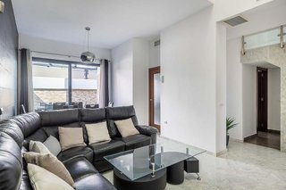 Casa adosada en venta en Arco Norte - Avda. España en Dos Hermanas