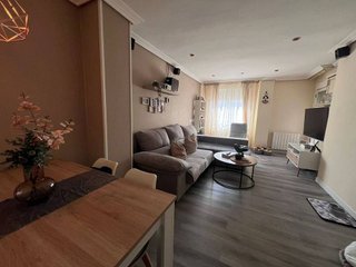 Piso en venta en Zona Piscinas en Burriana
