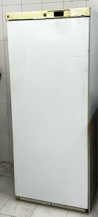 Congelador vertical blanco
