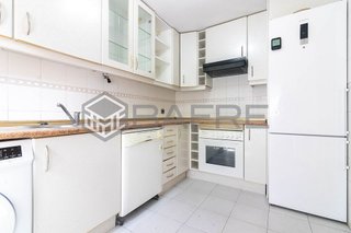 Piso en venta en Pradolongo en Madrid