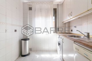 Piso en venta en Pradolongo en Madrid