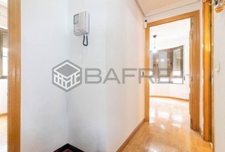 Piso en venta en Pradolongo en Madrid