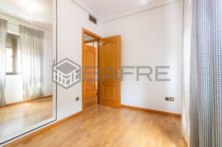 Piso en venta en Pradolongo en Madrid