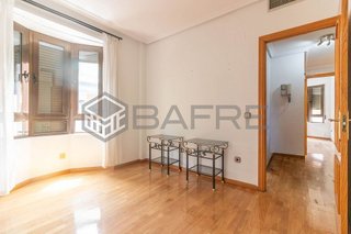 Piso en venta en Pradolongo en Madrid