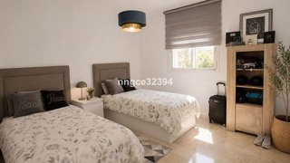 Piso en venta en Los Naranjos - Las Brisas en Marbella
