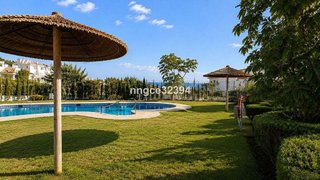 Piso en venta en Los Naranjos - Las Brisas en Marbella