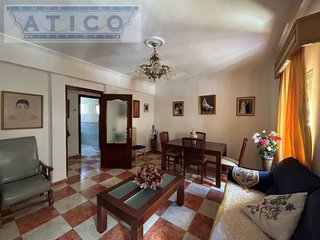 Piso en venta en Cruz Roja en Sevilla