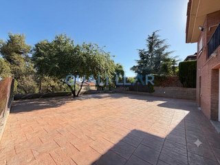 Chalet en venta en Corbera de Llobregat