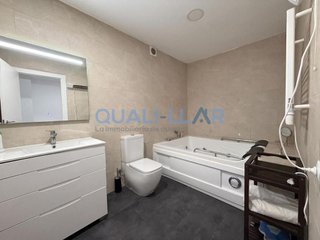 Chalet en venta en Corbera de Llobregat
