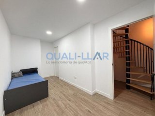 Chalet en venta en Corbera de Llobregat