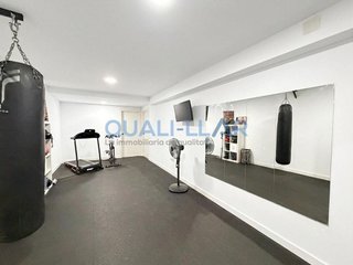 Chalet en venta en Corbera de Llobregat