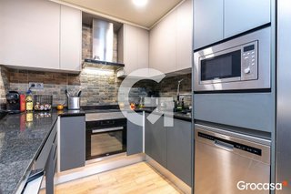 Piso en venta en Fontsanta - Fatjó en Cornellà de Llobregat