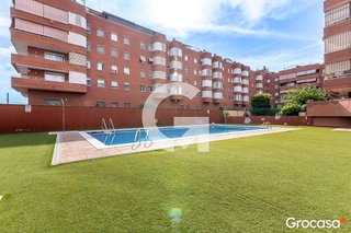 Piso en venta en Fontsanta - Fatjó en Cornellà de Llobregat