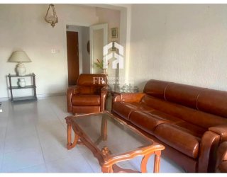 Mueble de salón madera oscura