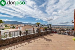 Chalet en venta en Huétor Vega