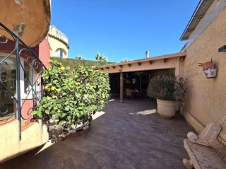 Chalet en venta en Los Balcones - Los Altos del Edén en Torrevieja