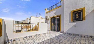 Casa pareada en venta en La Siesta - El Salado - Torreta en Torrevieja