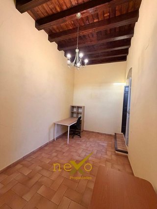 Chalet en venta en Carmona