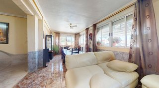 Chalet en venta en Crevillent