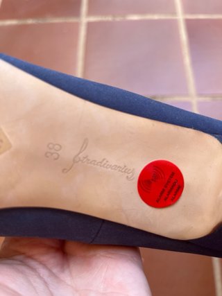 Zapatos de tacón azul marino