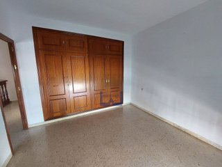 Casa adosada en venta en Colores - Entreparques en Sevilla