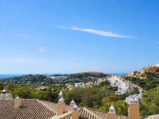 Dúplex en venta en Los Naranjos - Las Brisas en Marbella