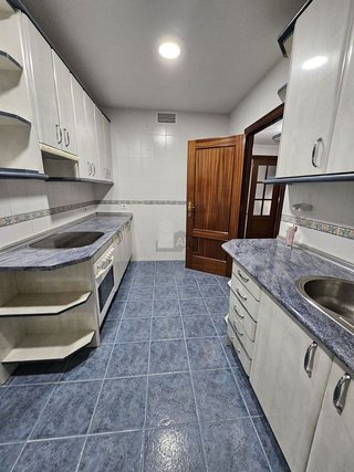Piso en venta en Ruta de la Plata en Cáceres