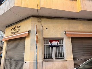 Local comercial en venta en Novelda