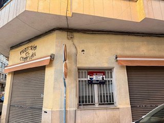 Local comercial en venta en Novelda