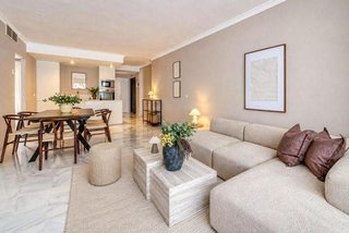 Piso en venta en Puerto Banús en Marbella