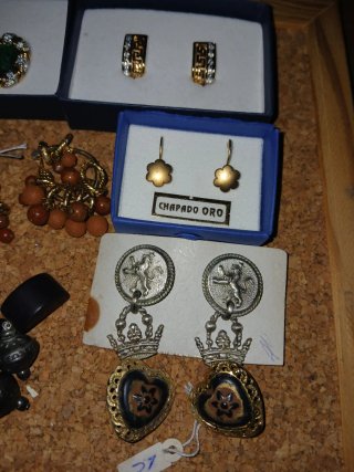 Lote de bisutería y complementos