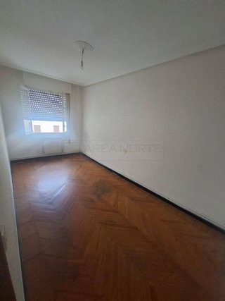 Piso en venta en Coronación en Vitoria-Gasteiz