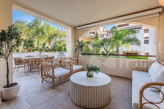 Piso en venta en Nueva Andalucía centro en Marbella