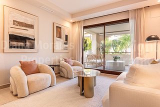 Piso en venta en Nueva Andalucía centro en Marbella