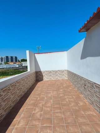 Chalet en venta en La Granja-La Colina-Los Pastores en Algeciras